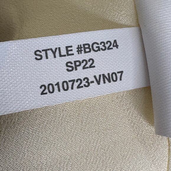 J. CREW Limited Edition Drapey Long Parke Blazer Cupro Ivory Sz 10 {HH49} - Picture 8 of 8